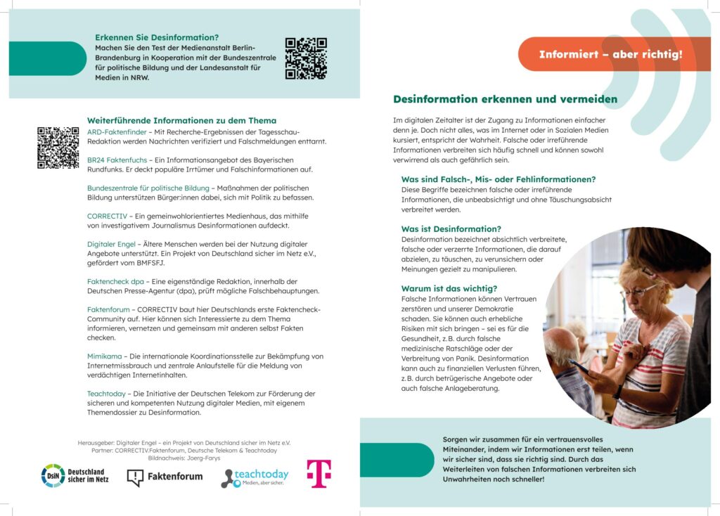 Zweiseitige Informationsbroschüre mit Text und Grafiken zum Erkennen und Vermeiden von Desinformation, inklusive QR-Code, Logos und einem Bild einer sitzenden Frau mit Laptop.
